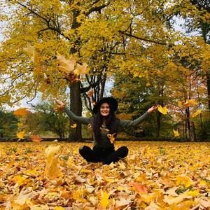 Meet your Posher, Angii